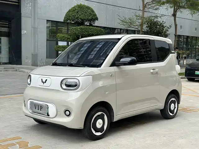 WULING HONGGUANG MINIEV 2025
