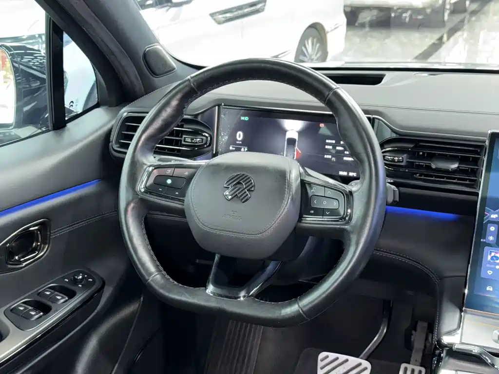 NIO ES6 — миниатюра 11