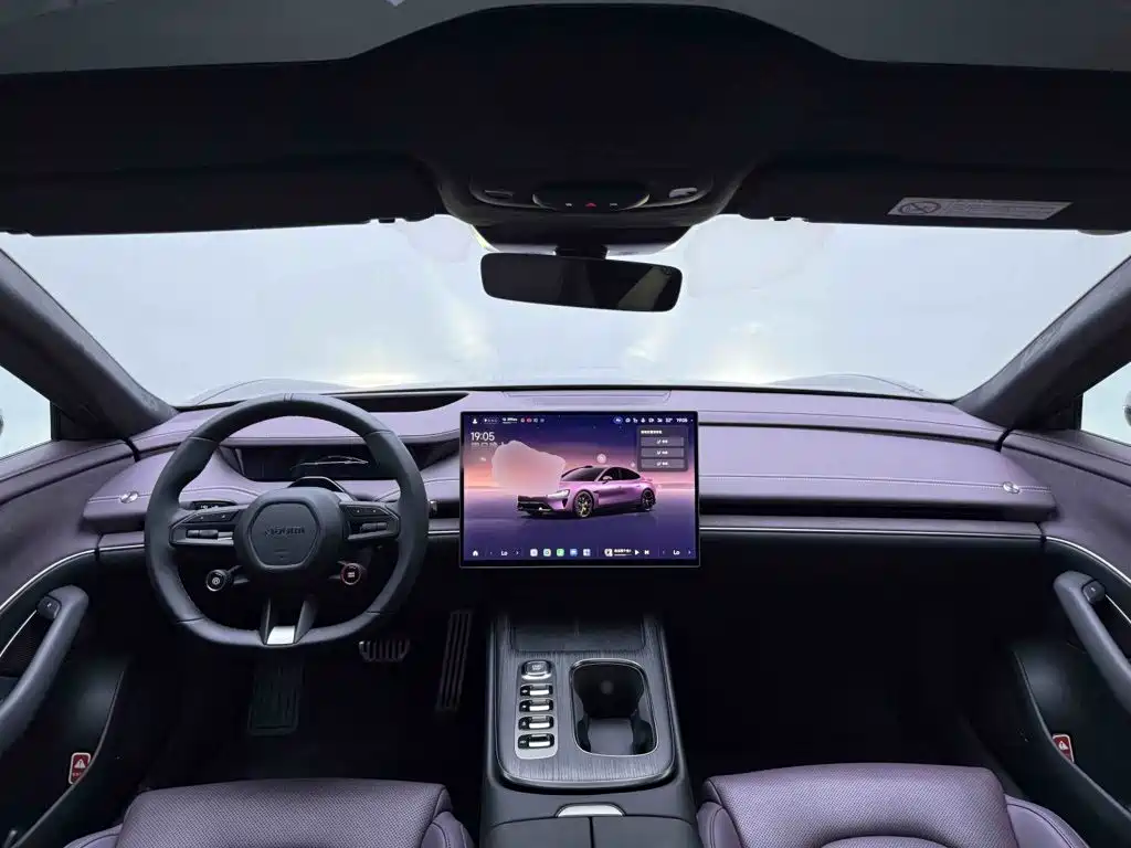 Xiaomi SU7 — миниатюра 10