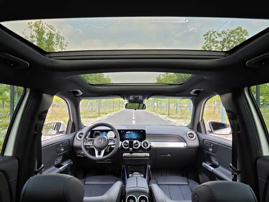 Mercedes-Benz EQB — миниатюра 17