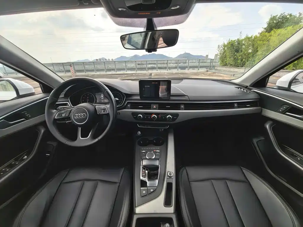 Audi A4L — миниатюра 10
