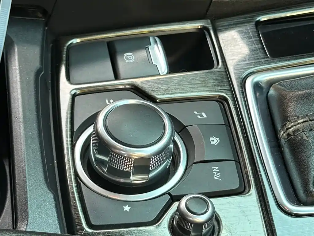Mazda 3 Axela — миниатюра 18