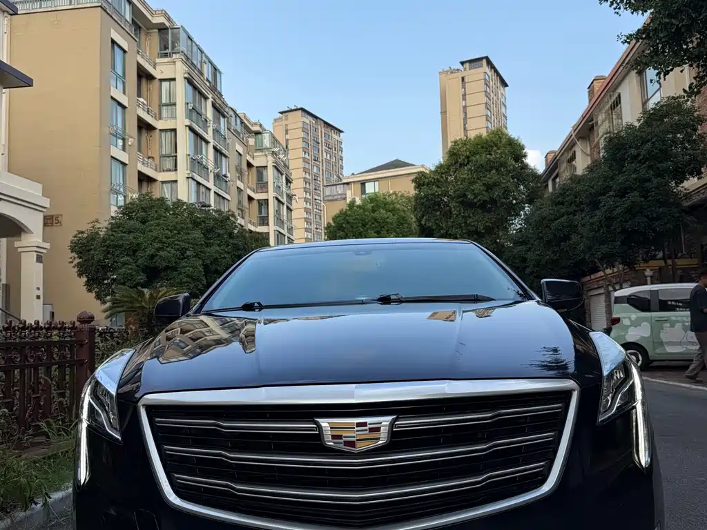 Cadillac XTS