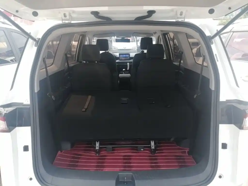 Wuling Jiachen — миниатюра 19
