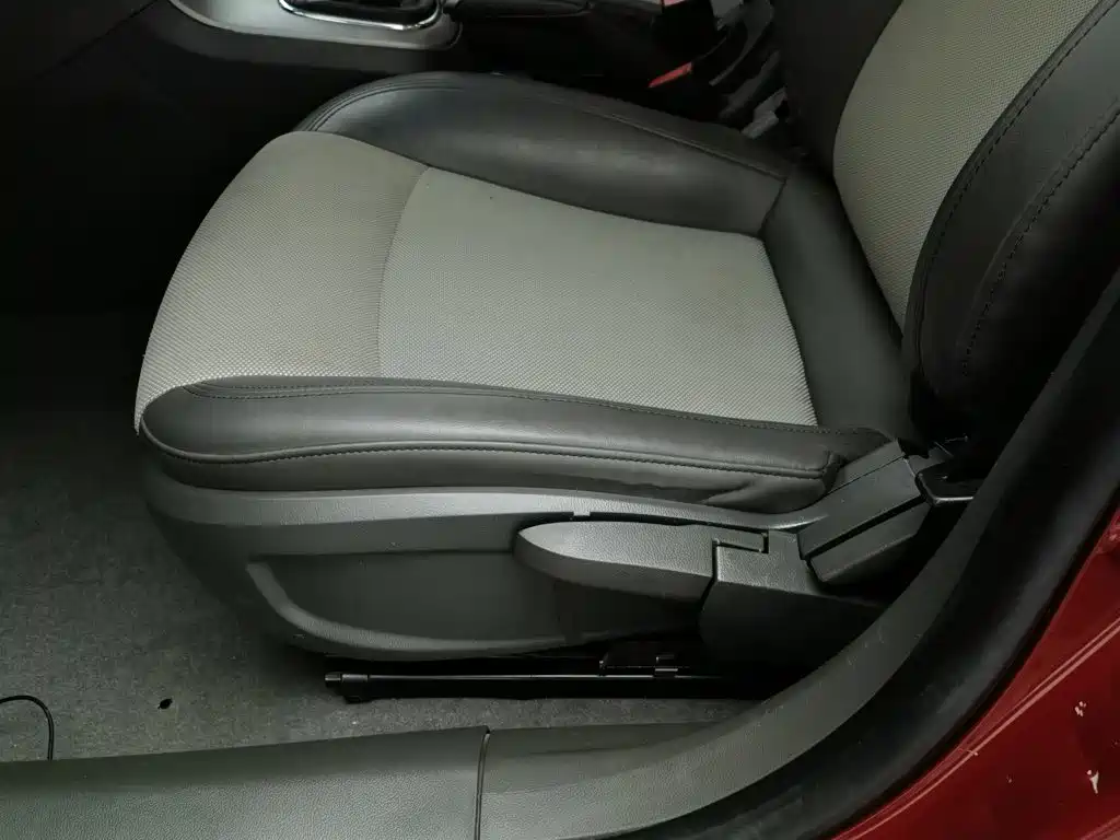 Chevrolet Cruze — миниатюра 20