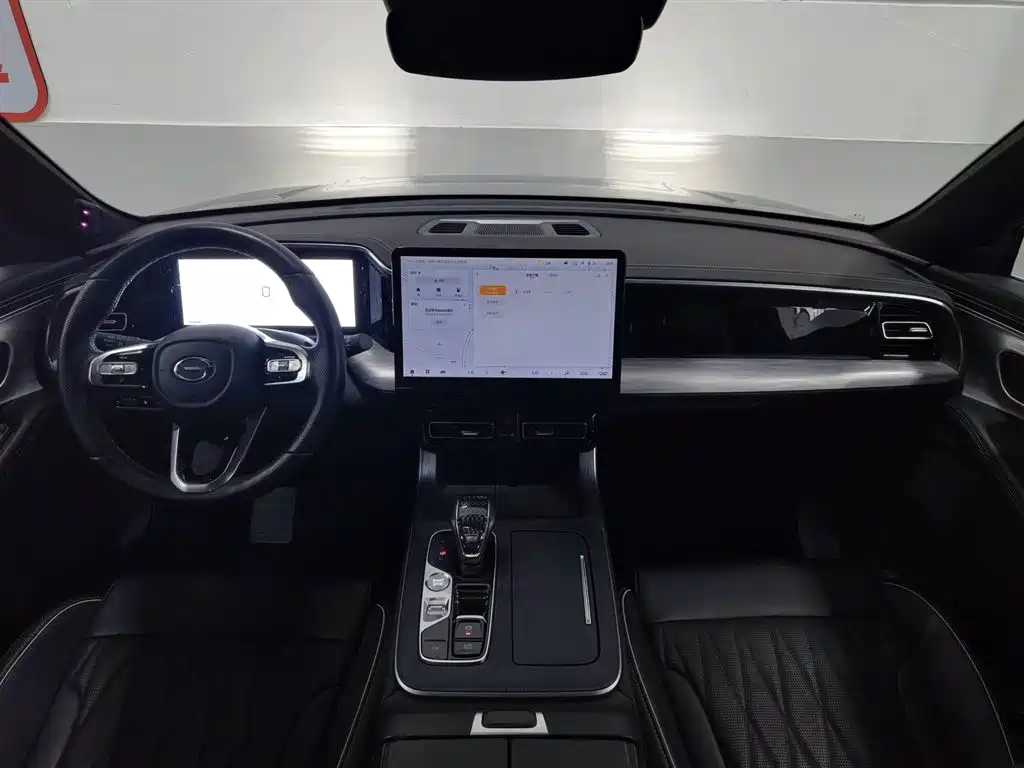 GAC GS8 2024 2.0TGDI Luxury Smart Connect 7 мест