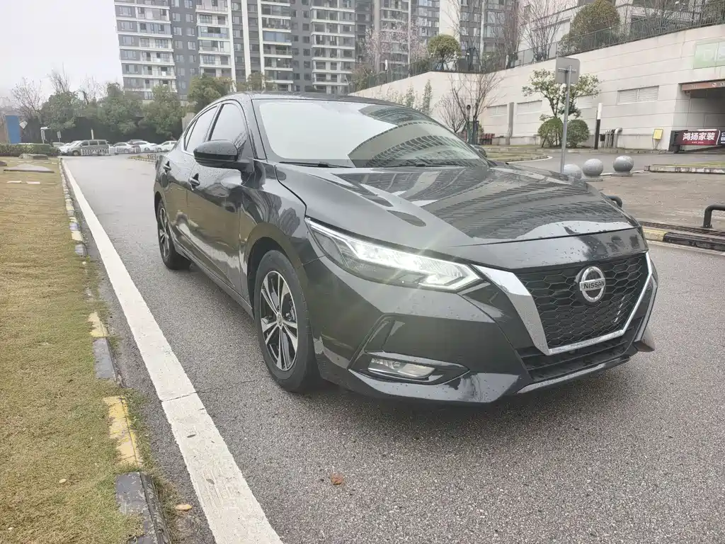 NISSAN XUAN YI