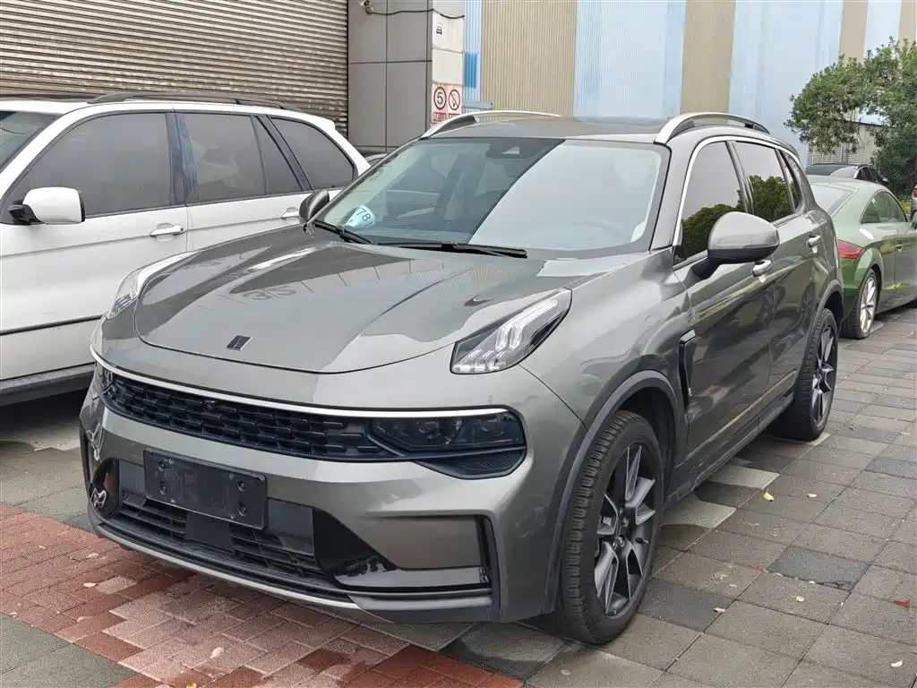 Lynk & Co 01 2021