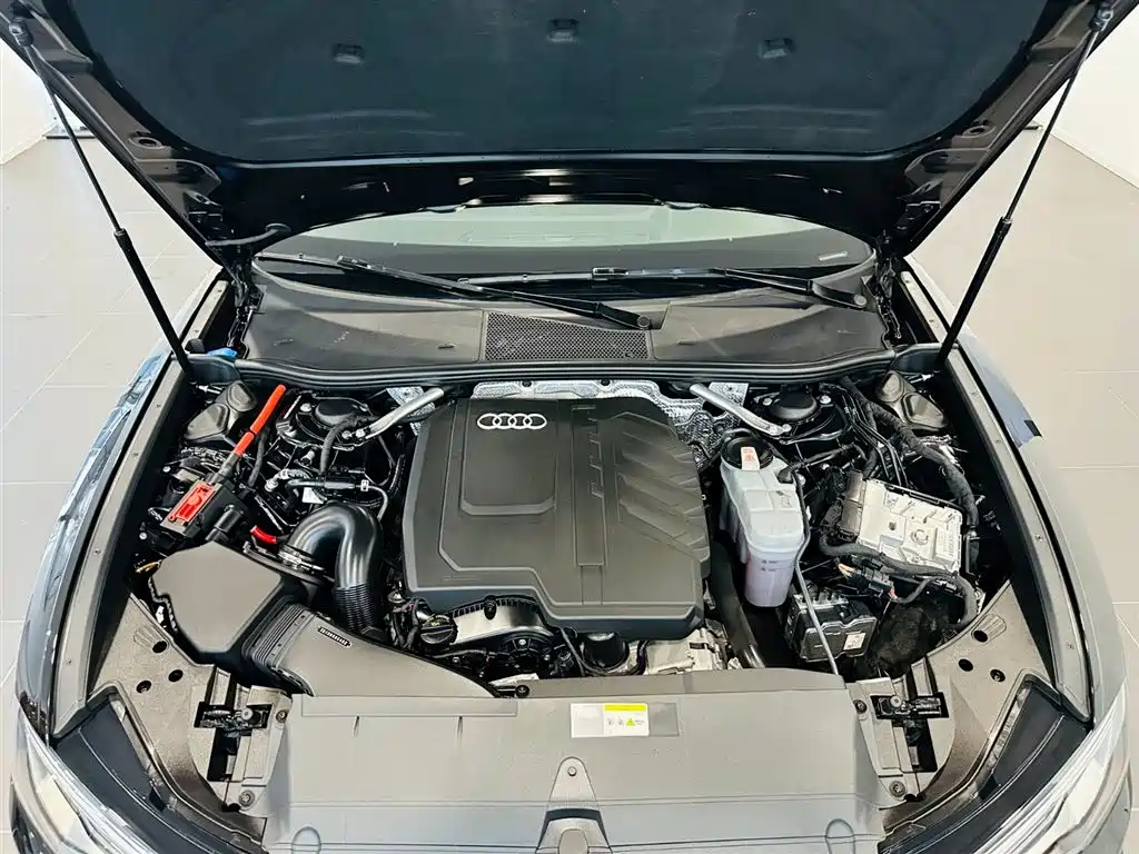 Audi A6L 2024 45 TFSI quattro
