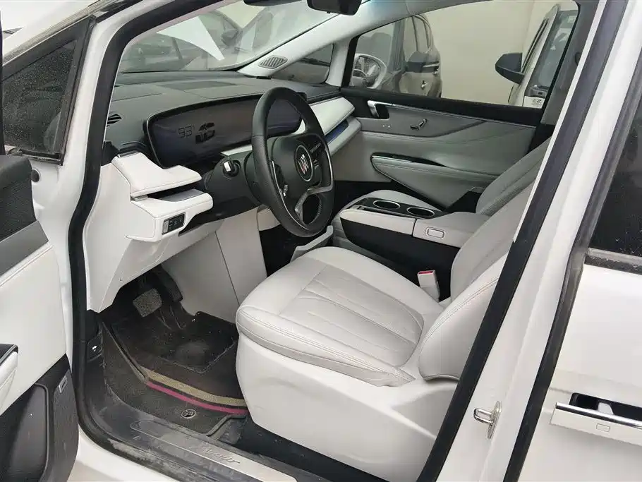 BUICK GL8 NEW ENERGY