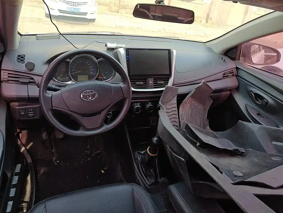TOYOTA VIOS