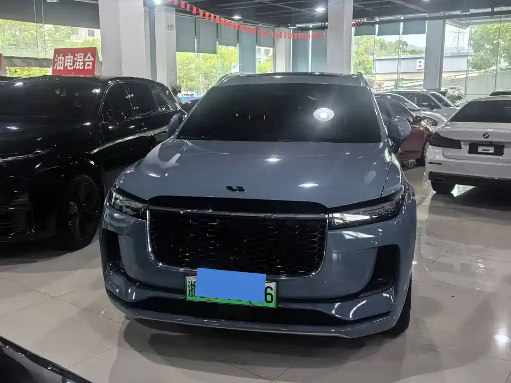 Li Auto Li ONE — миниатюра 2