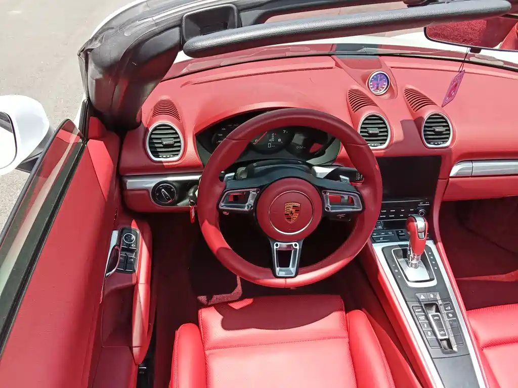 Porsche 718 2016 Boxster 2.0T