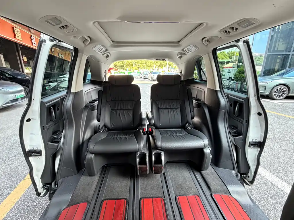 Honda Odyssey — миниатюра 17