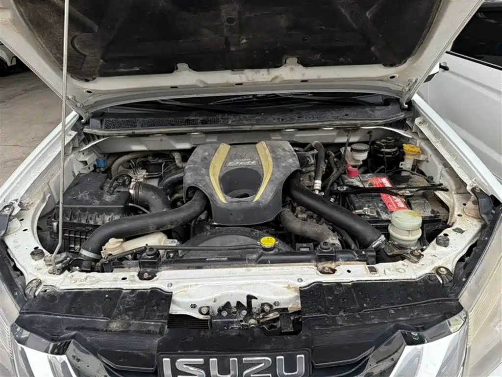 ISUZU MU X SHEPHERD RANGER