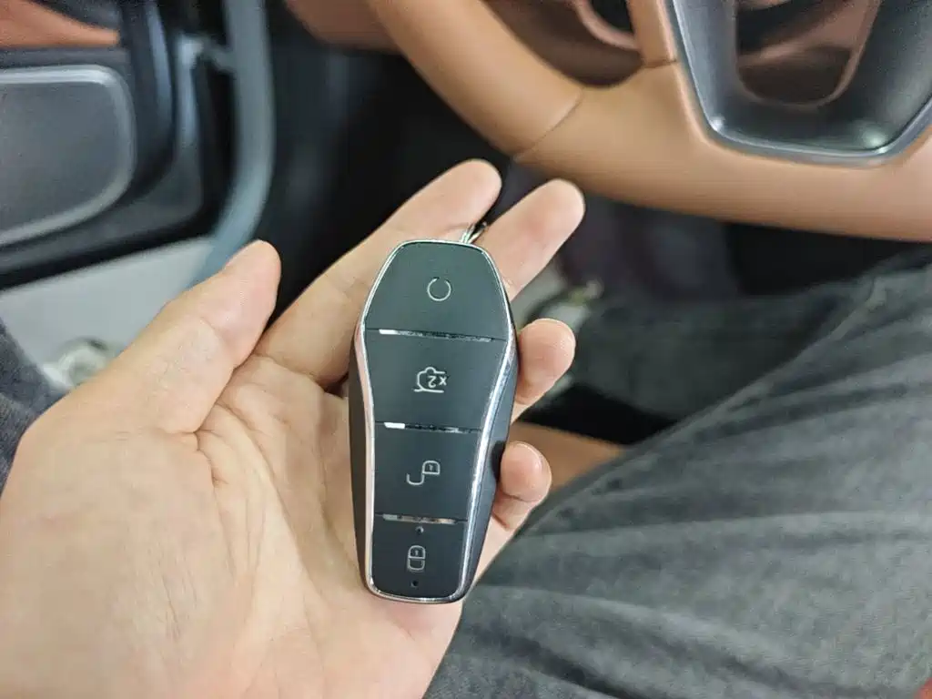BYD Han L 2025 EV Flagship