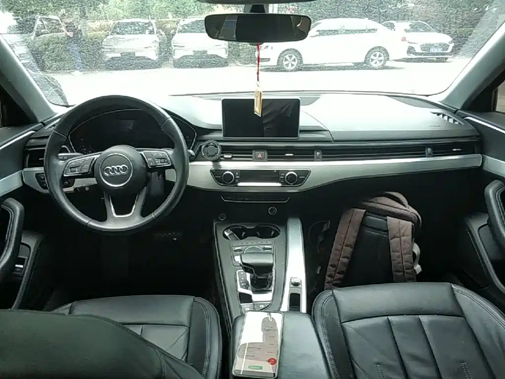 Audi A4L 2018 30 40 TFSI Fashion