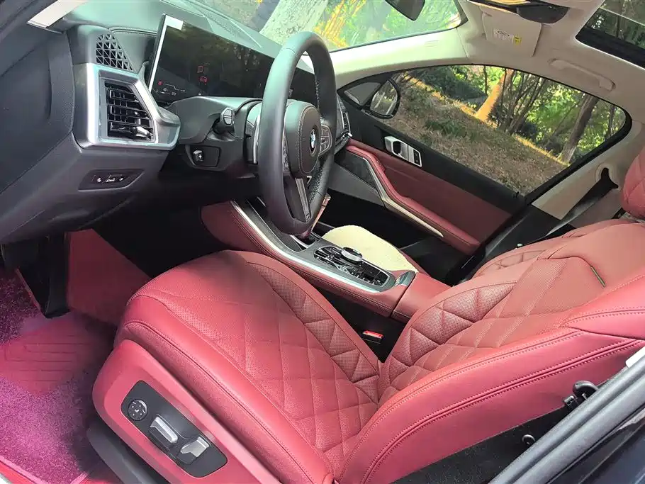 BMW X5 2025 xDrive 30Li Premium M Sport