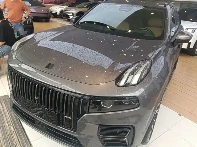 2024 Lynk & Co 09