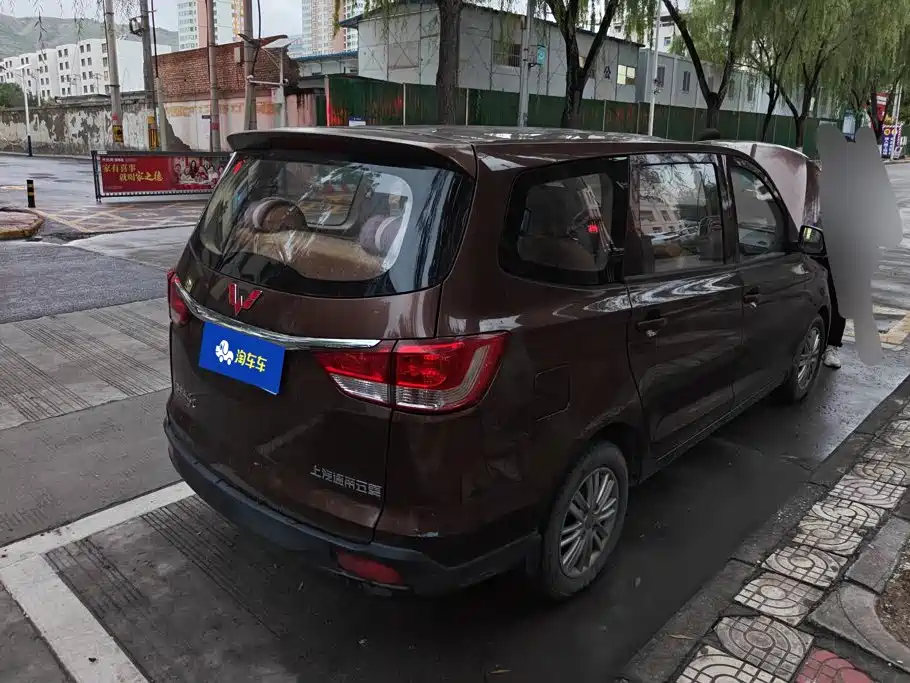 Wuling Hongguang — миниатюра 3