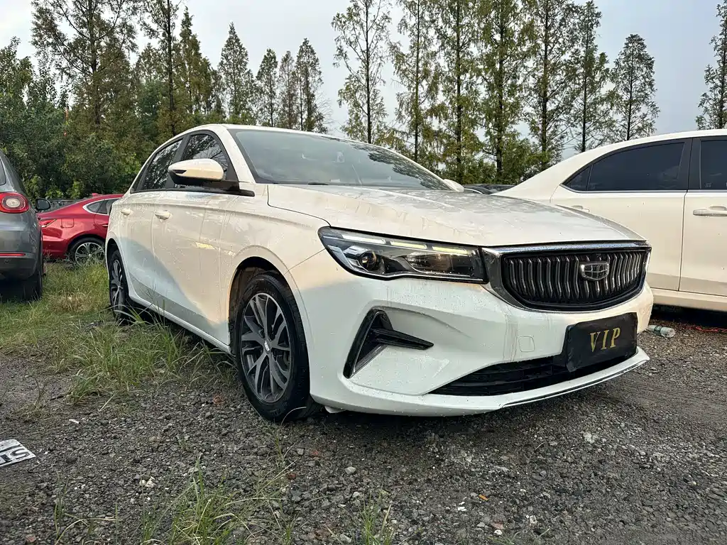 Geely Emgrand 2026 400 1.5L CVT