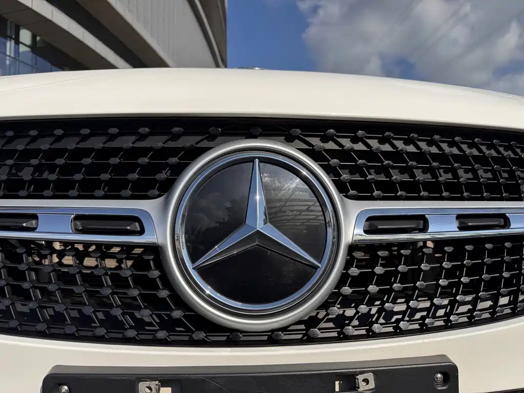 Mercedes-Benz GLA — миниатюра 5