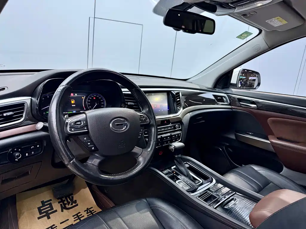 GAC GS8 2017 320T Luxury Smart Connect ( мест)