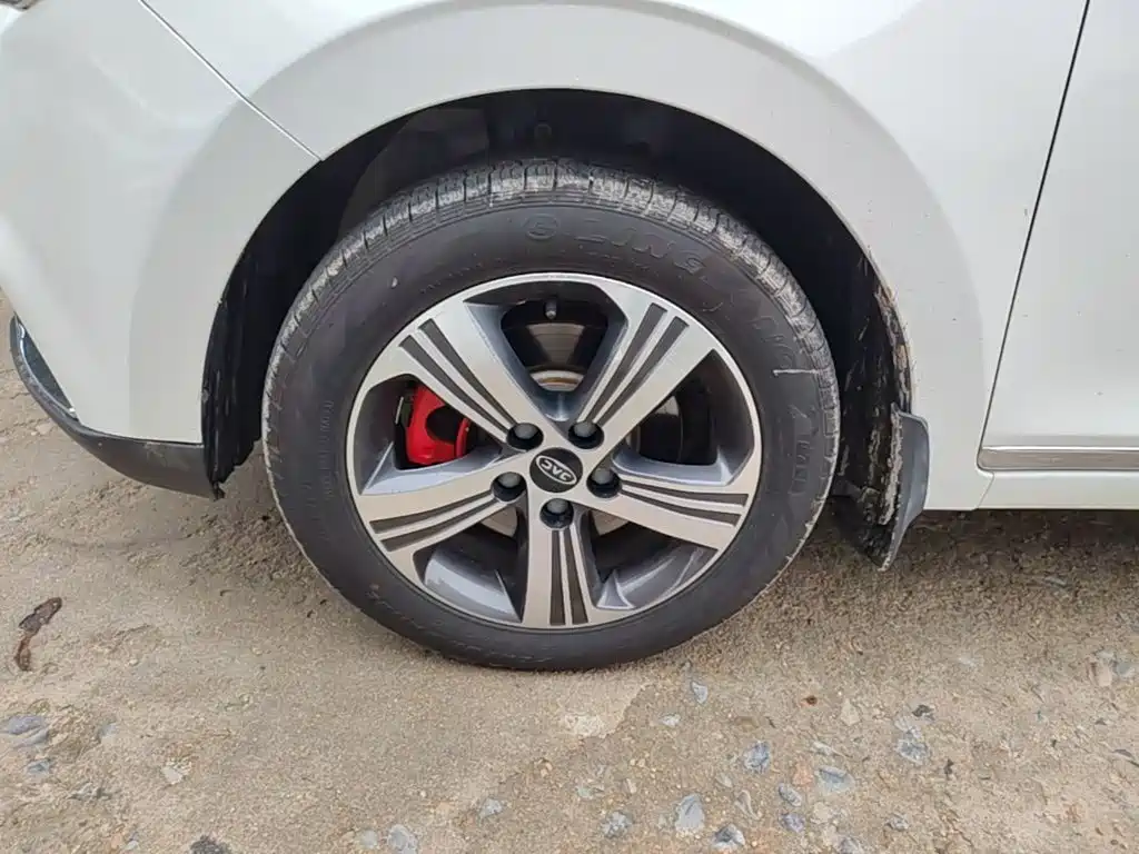 JAC JAC iEV7S — миниатюра 23