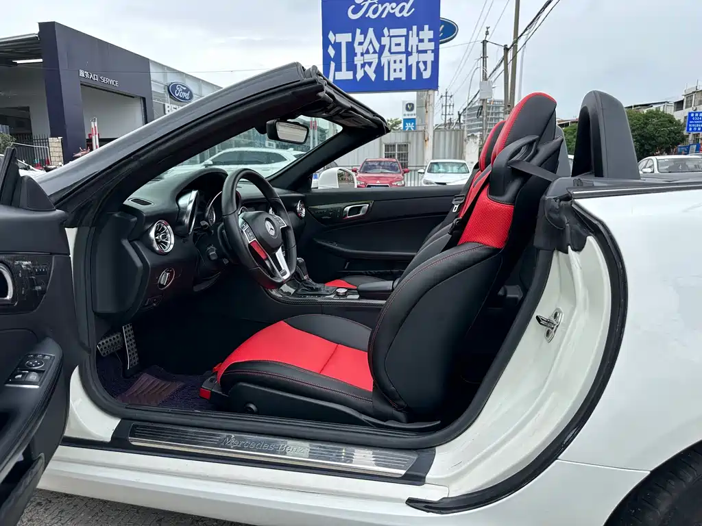 Mercedes-Benz SLK-Class — миниатюра 9