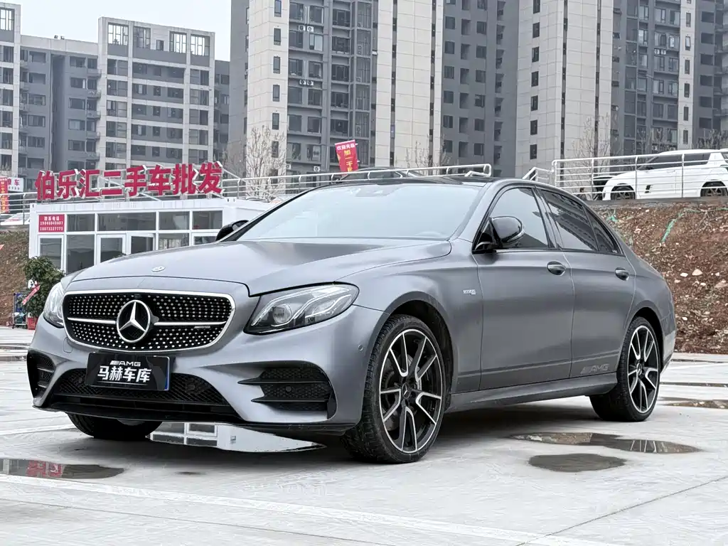 MERCEDES-BENZ E CLASS AMG
