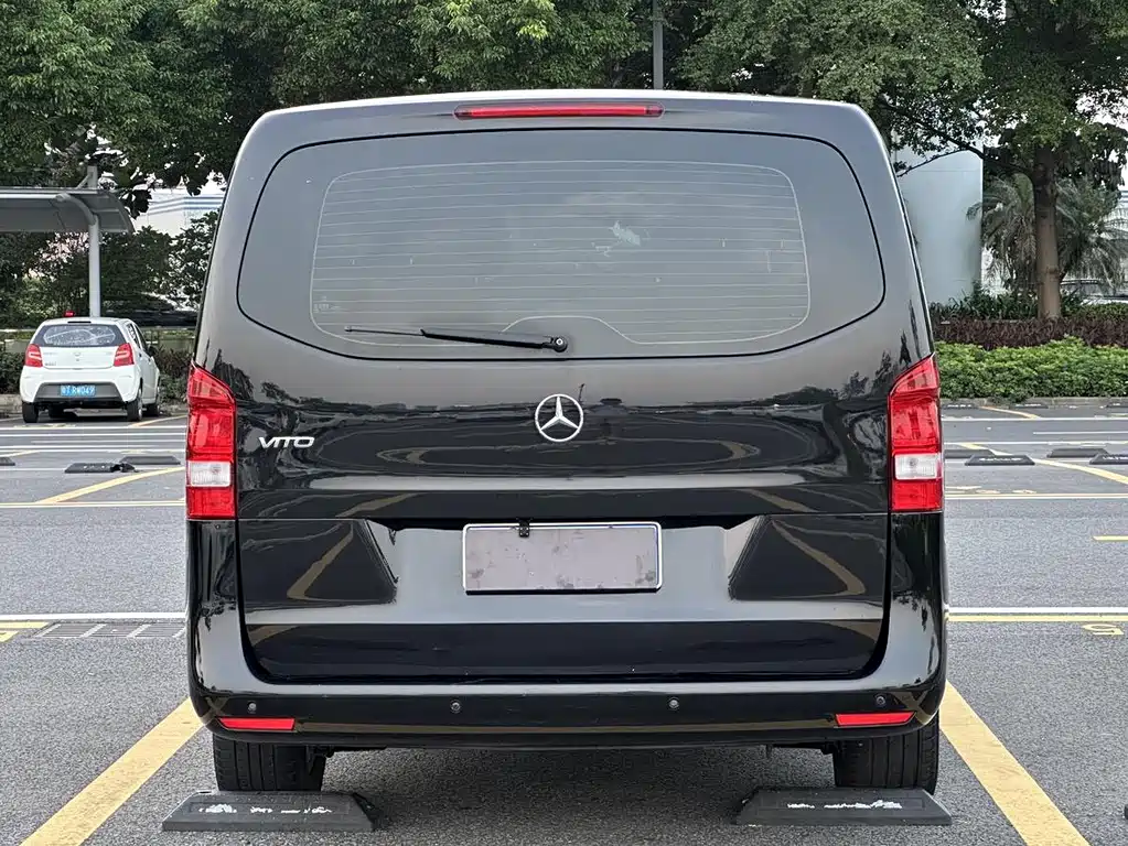 Mercedes-Benz Vito — миниатюра 7