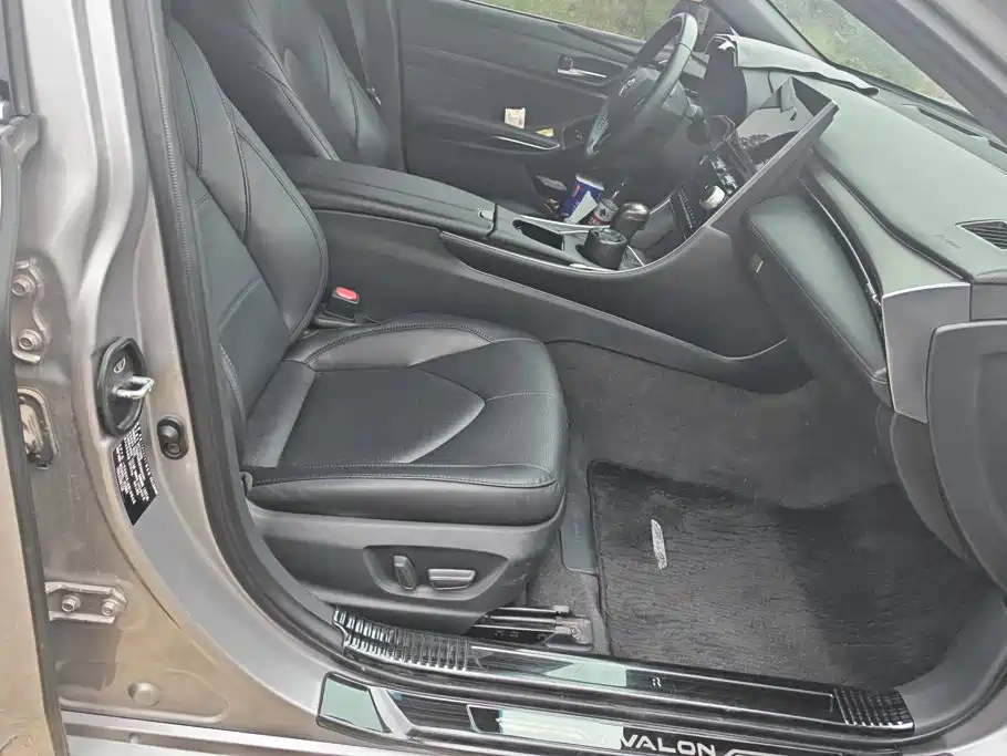 Toyota Avalon — миниатюра 8