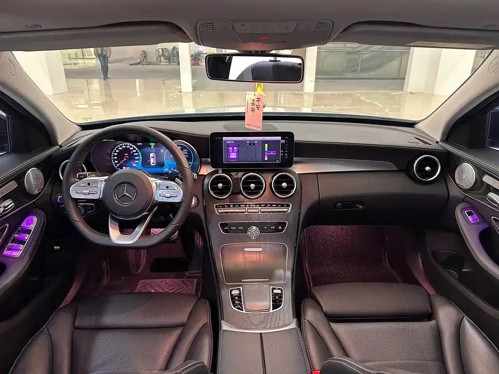 Mercedes-Benz C-Class — миниатюра 9