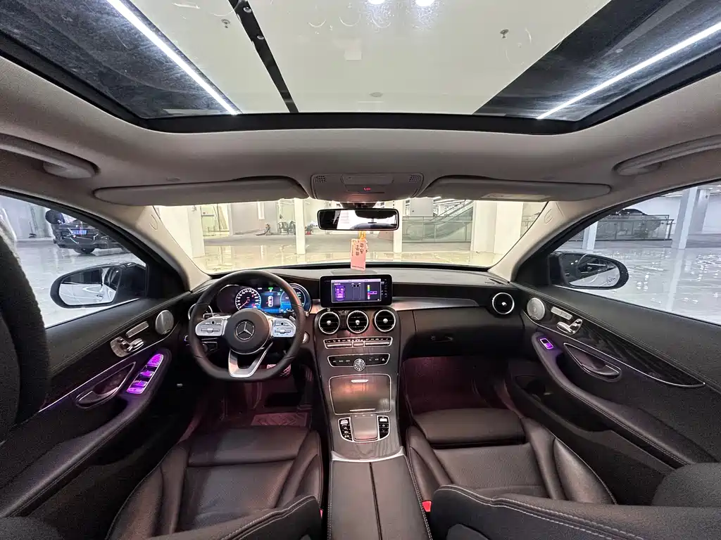 Mercedes-Benz C-Class — миниатюра 8