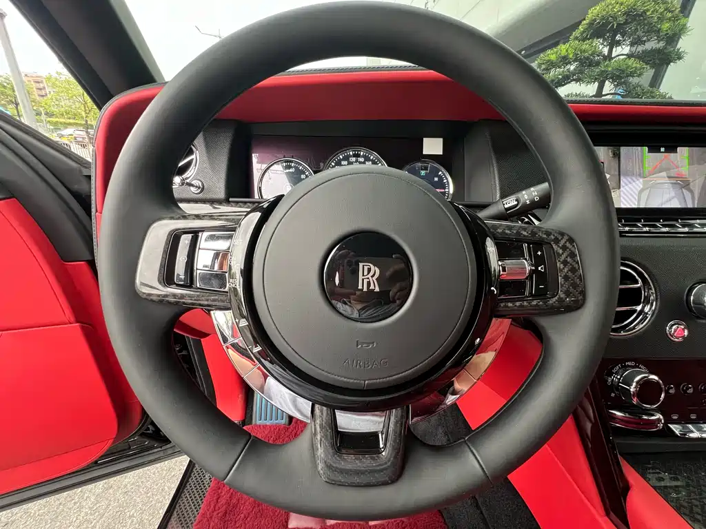 Rolls-Royce Cullinan 2022 Black Badge