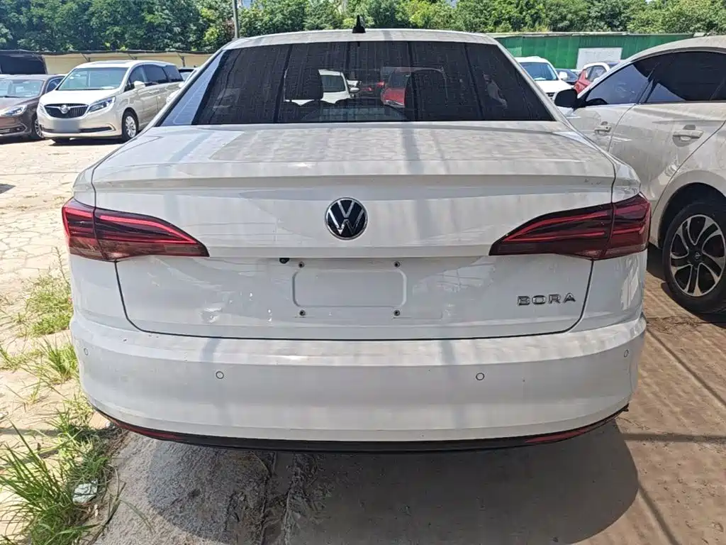 Volkswagen Bora 2021 1.5L AT Fashion Smart Connect