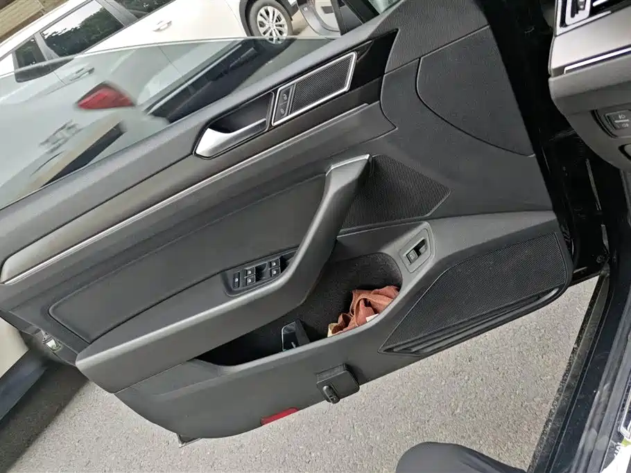 Volkswagen Magotan 2020 330TSI DSG Lead