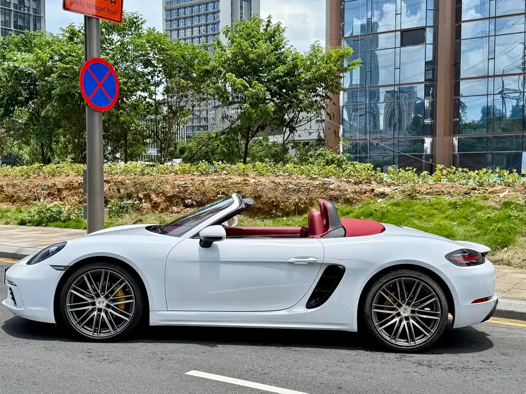 Porsche 718 2018 Boxster 2.0T
