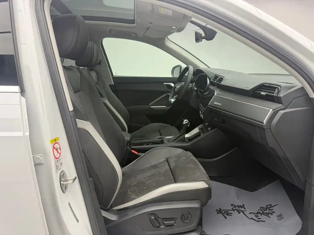 Audi Q3 2022 35 TFSI Fashion