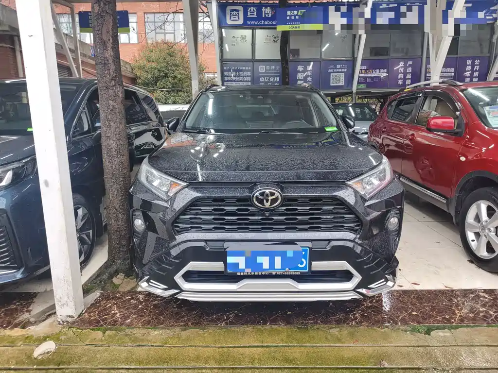 TOYOTA RAV4 RONGFANG