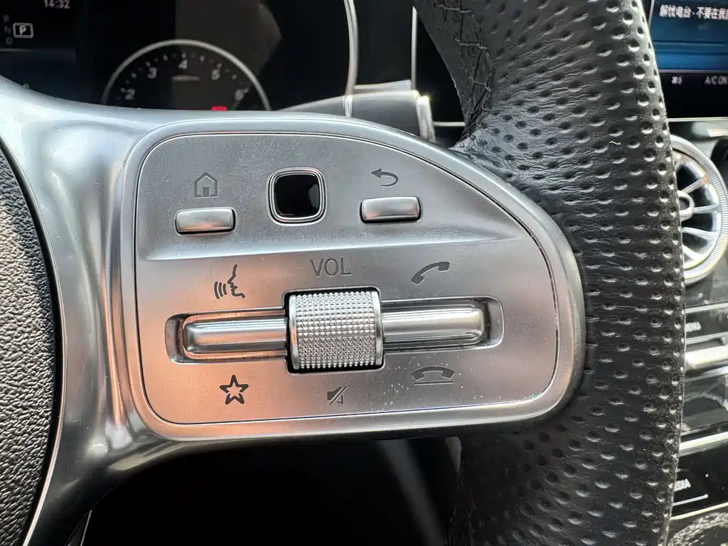 Mercedes-Benz C-Class — миниатюра 17