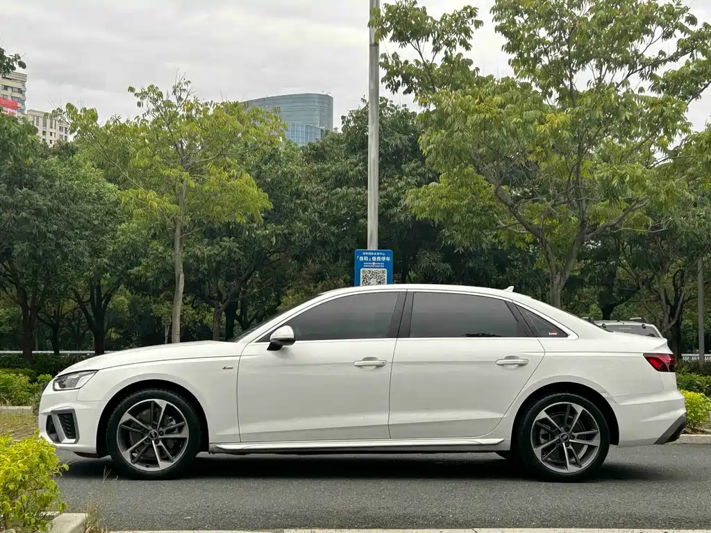 Audi A4L — миниатюра 3
