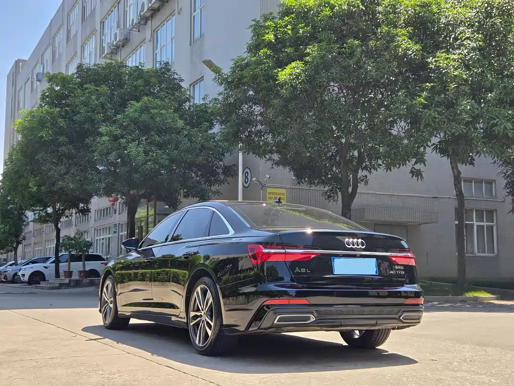 Audi A6L — миниатюра 6
