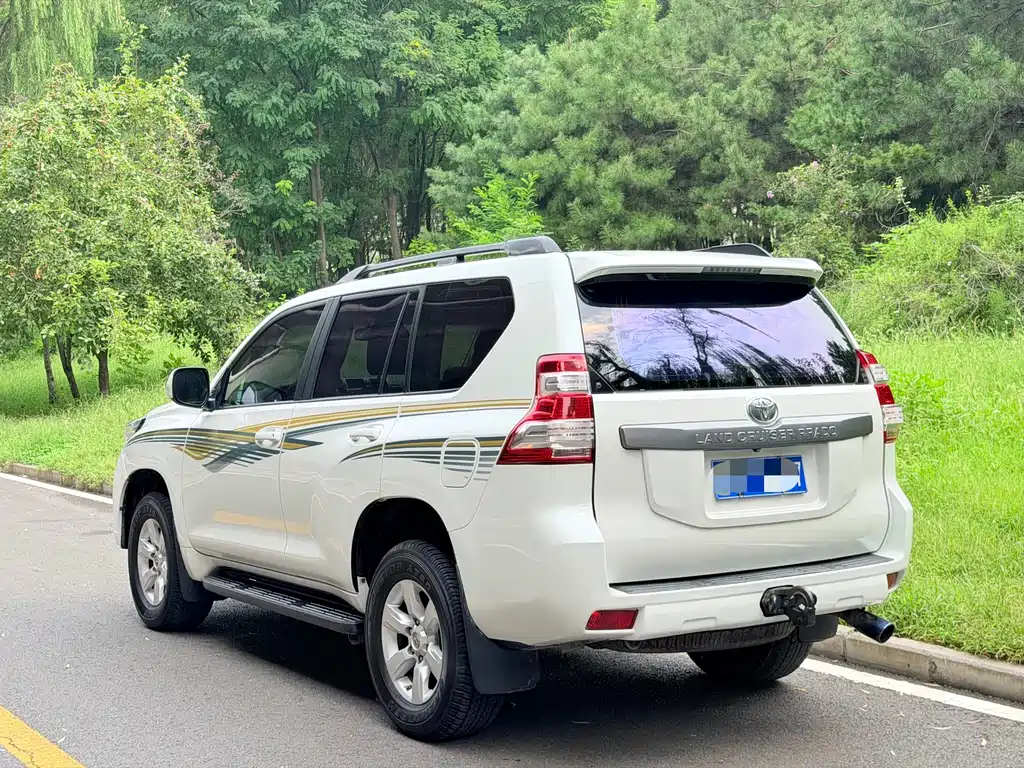 Toyota Prado — миниатюра 4