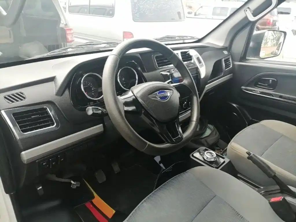 Foton EV6 — миниатюра 11