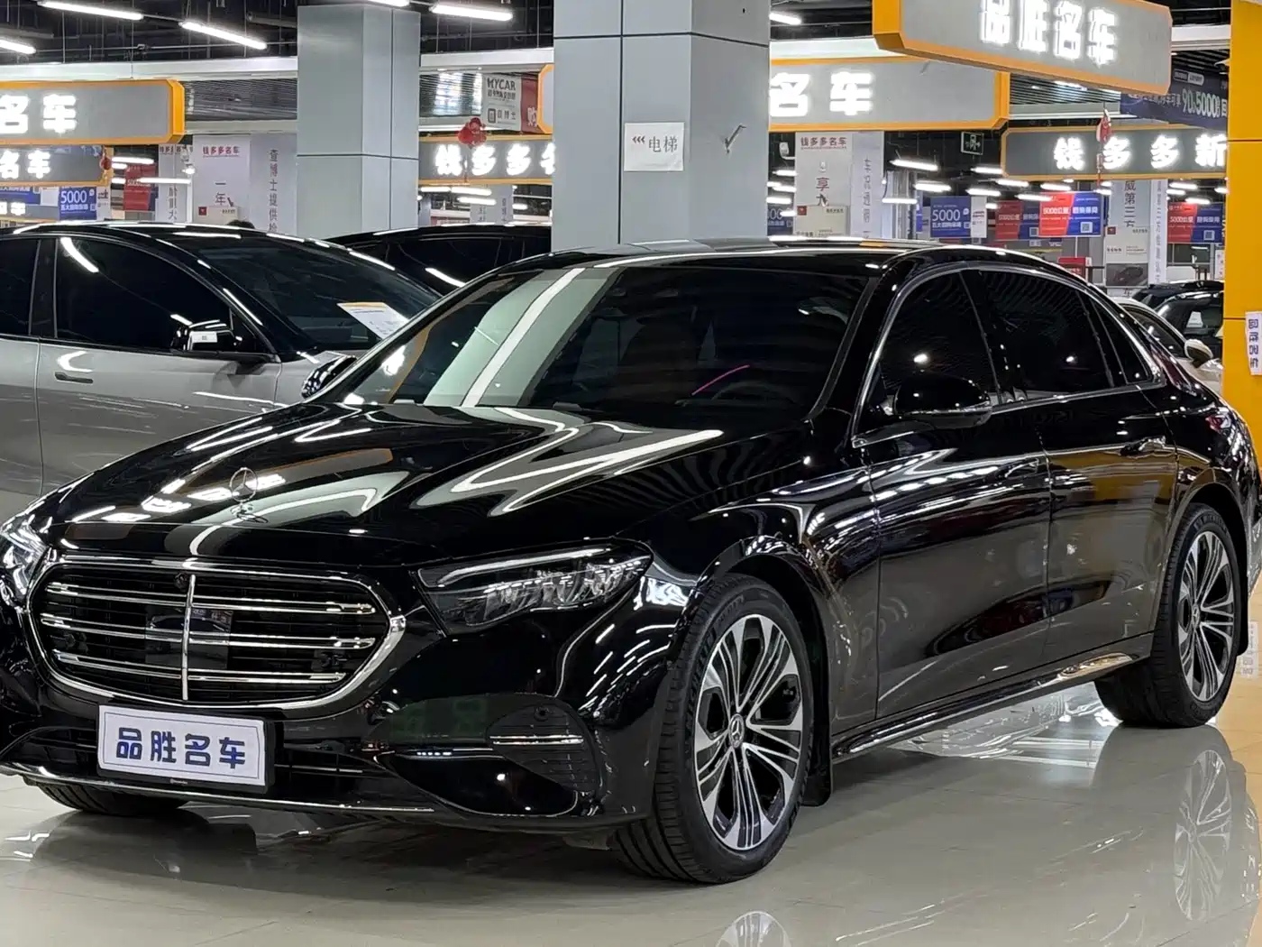 奔驰E级 2026款 E 300 L 豪华型 2026