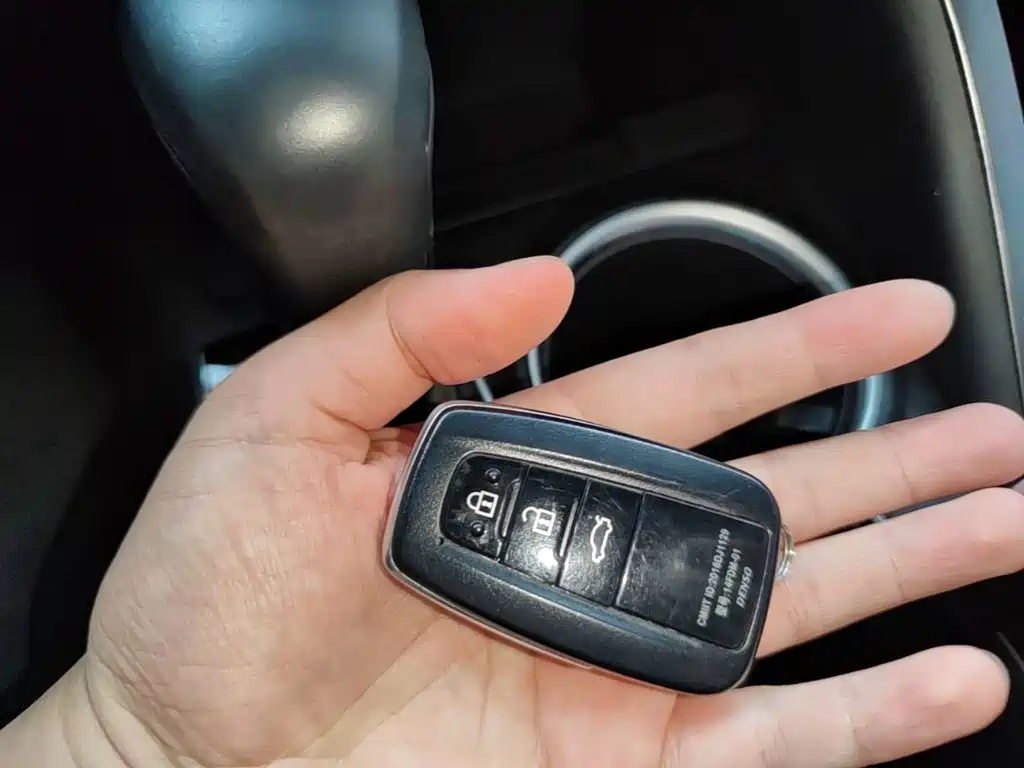Toyota Camry 2022 2.0GVP Lead