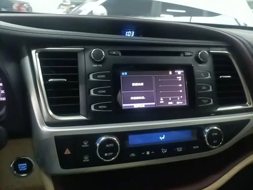Toyota Highlander — миниатюра 13