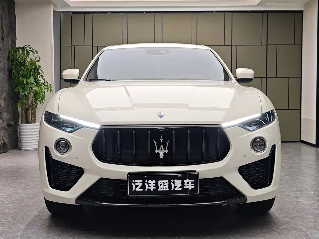 Maserati Levante 2023 3.0T Modena