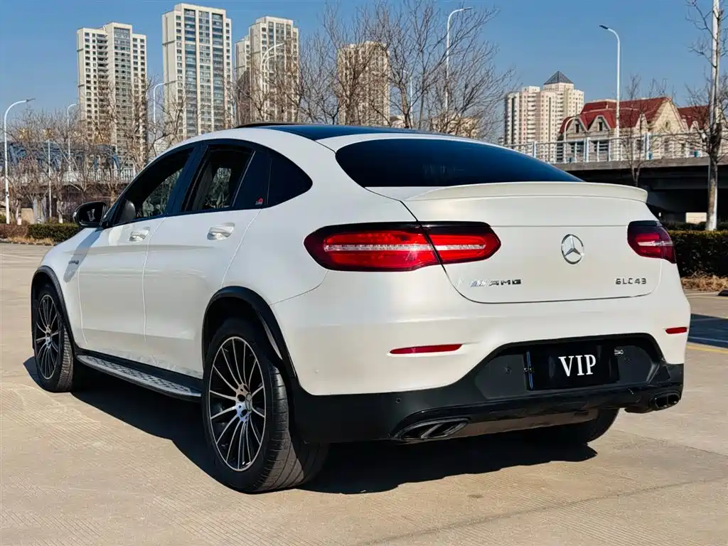 MERCEDES-BENZ GLC COUPE AMG